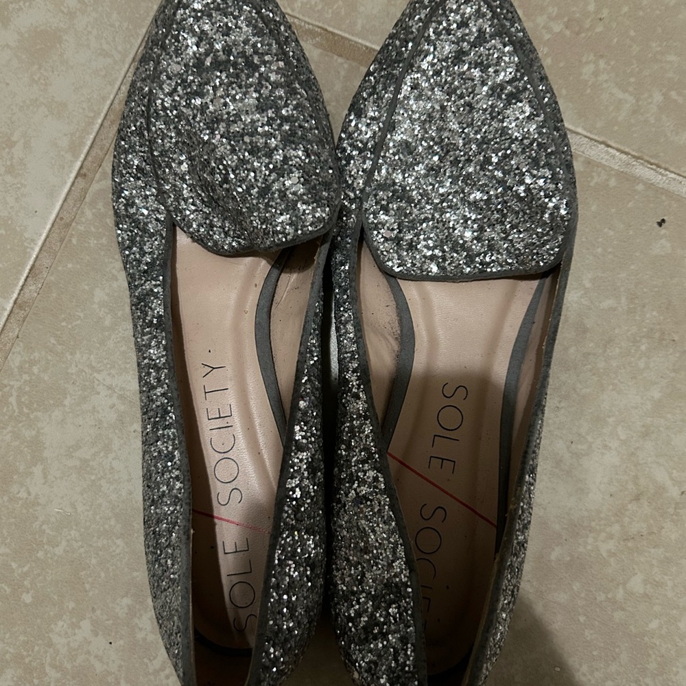 Sole Society Women's Sparkling Flats - Silver Glitter